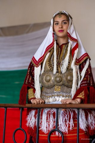 Невестинска мияшка носия от Галичник