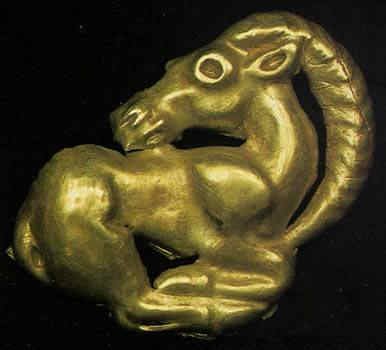 r3_2_6d_scythian_gold_plaque_goat